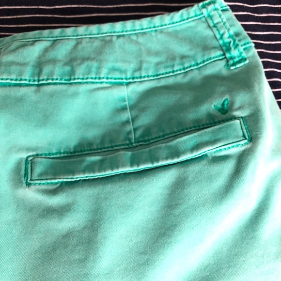 AR Low Rise Midi Shorts - Picture 3 of 6